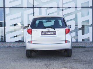 2011 Toyota Ractis II, серый, 933000 рублей, вид 4