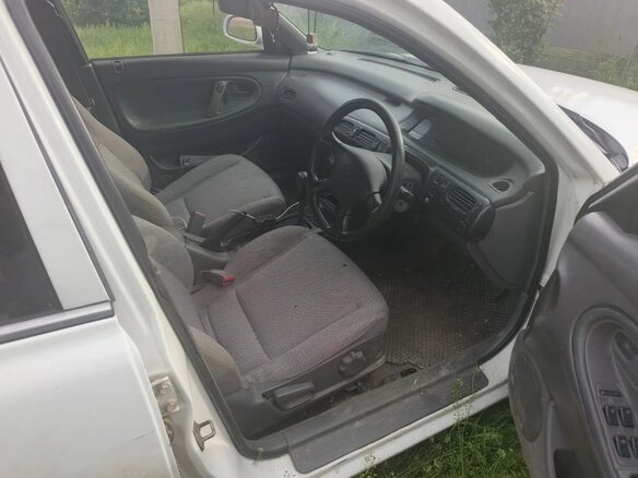 1993 Mazda Cronos, белый, 100000 рублей - вид 4