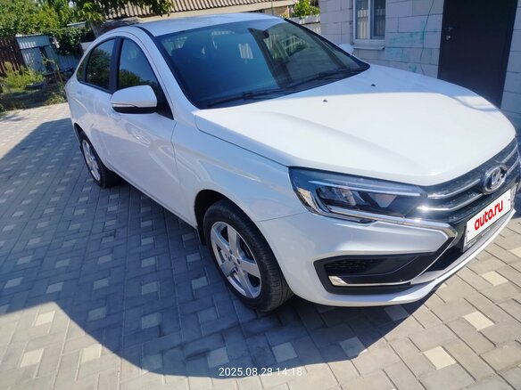 2023 Lada (ВАЗ) Vesta I Рестайлинг (NG), белый - вид 2
