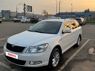 2012 Skoda Octavia II (A5) Рестайлинг, белый, 1000000 рублей, вид 1