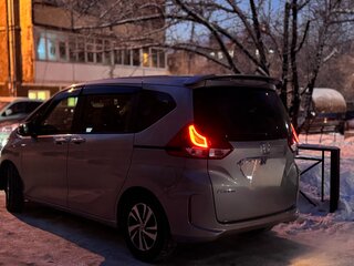 2017 Honda Freed II, серый, 1480000 рублей, вид 5