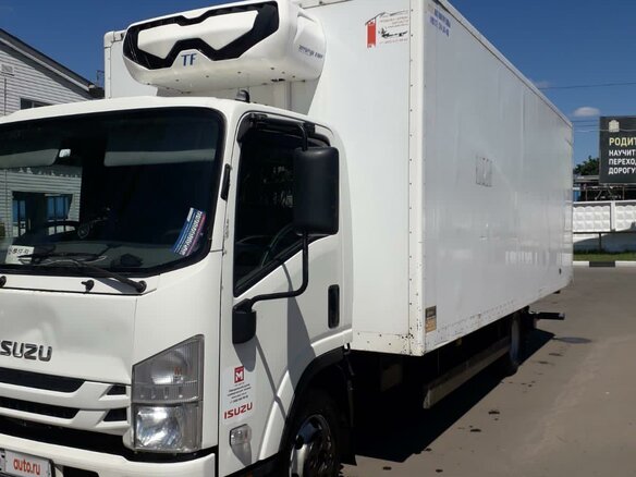 2018 Isuzu Elf (N-series), белый, 3799000 рублей