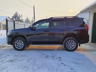 2019 Toyota Land Cruiser Prado 150 Series Рестайлинг 2, чёрный, 6250000 рублей, вид 1