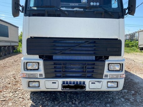1998 Volvo FH, белый, 1820000 рублей, вид 1