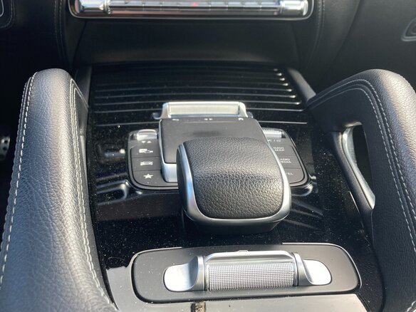 2022 Mercedes-Benz GLS 400 d II (X167), чёрный, 10500000 рублей - вид 22