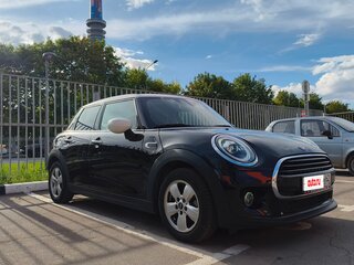 2020 Mini Hatch Cooper III (F55/F56) Рестайлинг, чёрный, 2090000 рублей, вид 4