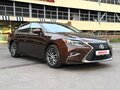 2015 Lexus ES 250 VI Рестайлинг, коричневый, 2650000 рублей - вид 1