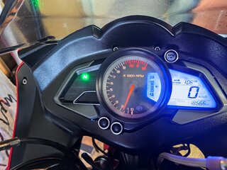 2016 Bajaj Pulsar RS 200, красный, 220000 рублей, вид 5