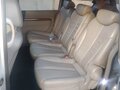 2006 Kia Carnival II, серый, 715000 рублей - вид 8