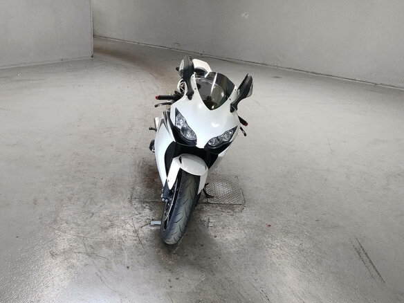 2008 Honda CBR 1000 RR/RA Fireblade, белый, 899000 рублей - вид 12