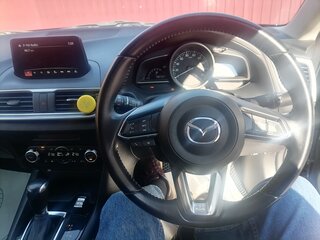 2017 Mazda Axela III Рестайлинг, чёрный, 1500000 рублей, вид 5