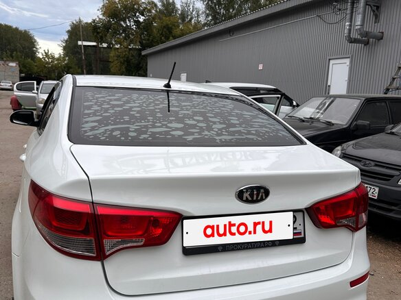 2016 Kia Rio III Рестайлинг, белый, 950000 рублей - вид 12