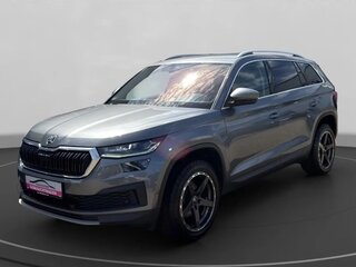 2023 Skoda Kodiaq I Рестайлинг, серебристый, 3470000 рублей, вид 1