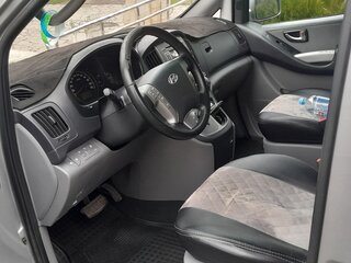 2014 Hyundai H-1 II, серебристый, 1950000 рублей, вид 2