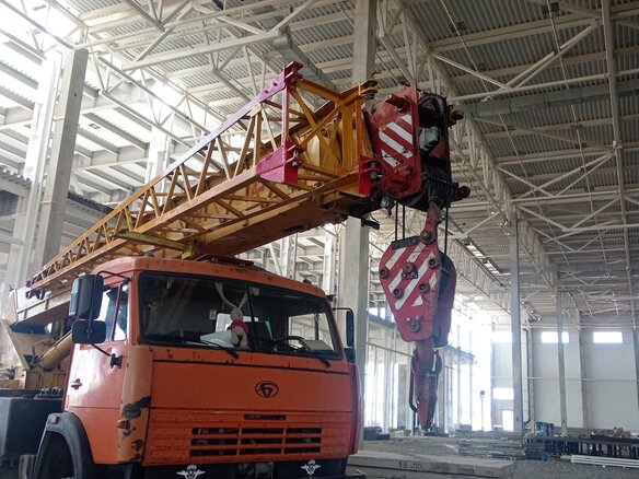 2007 КамАЗ 43118, оранжевый, 2900000 рублей - вид 6
