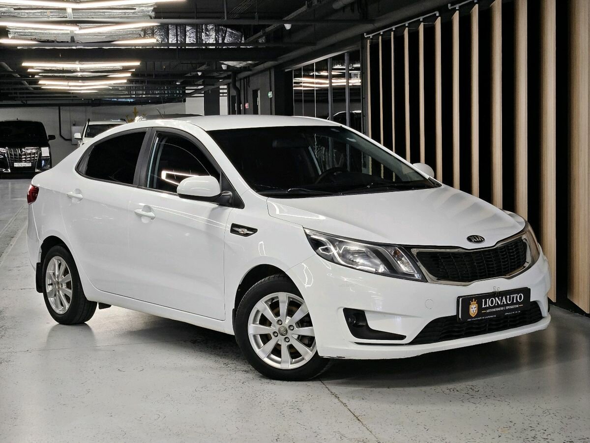 Открыть фотографии: Kia Rio III