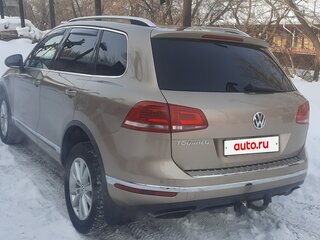 2016 Volkswagen Touareg II Рестайлинг, бежевый, 3350000 рублей, вид 5