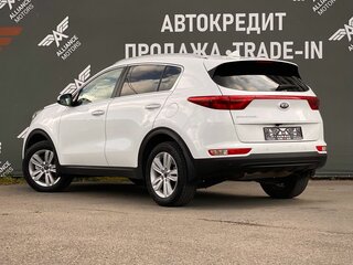 2017 Kia Sportage IV, белый, 1585000 рублей, вид 5