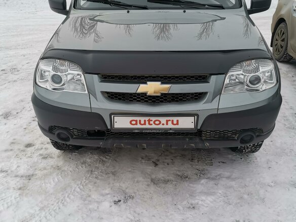 2014 Chevrolet Niva I Рестайлинг, серый, 450000 рублей - вид 1