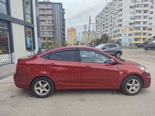 2012 Hyundai Solaris I, красный, 1100000 рублей, вид 3