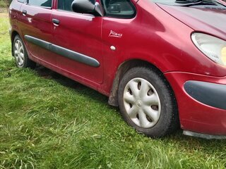 2000 Citroen Xsara Picasso, красный, 380000 рублей, вид 2