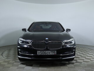 2016 BMW 7 серии Long 750Li xDrive VI (G11/G12), чёрный, 2525000 рублей, вид 2