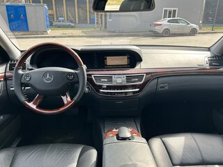2007 Mercedes-Benz S-Класс 500 V (W221), чёрный, 1780000 рублей, вид 4