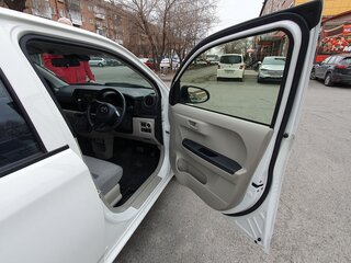 2019 Toyota Passo III Рестайлинг, белый, 999999 рублей, вид 5