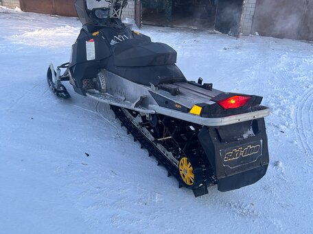 2008 BRP Ski-Doo Summit 600, белый, 450000 рублей, вид 4