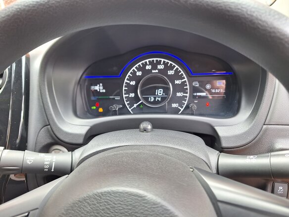 2017 Nissan Note e-Power II Рестайлинг, оранжевый, 1501000 рублей