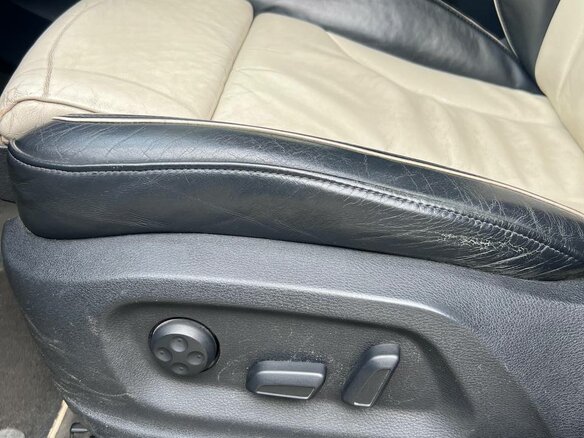 2011 Audi Q5 I (8R), белый, 1270000 рублей - вид 10