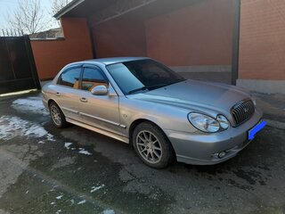 2005 Hyundai Sonata ТагАЗ IV (EF) Рестайлинг, серебристый, 650000 рублей, вид 2
