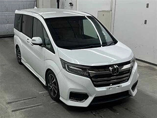 2021 Honda Stepwgn Spada V Рестайлинг, серый, 1750055 рублей, вид 1