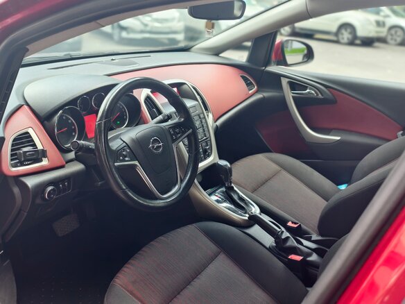2010 Opel Astra J, красный, 950000 рублей - вид 1