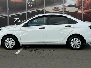 2024 Lada (ВАЗ) Vesta I Рестайлинг (NG), белый, 1295000 рублей, вид 5