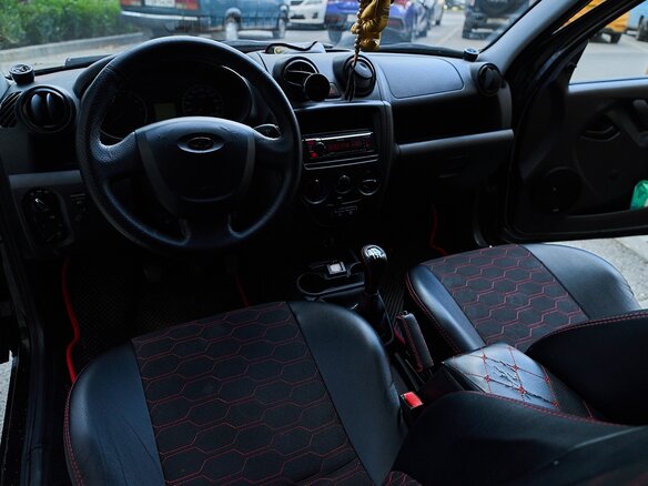 2015 Lada (ВАЗ) Granta I, чёрный, 415000 рублей - вид 13