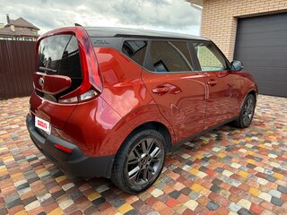 2019 Kia Soul III, красный, 1790000 рублей, вид 4