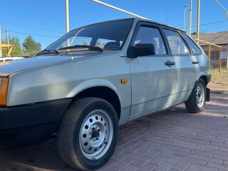 2003 Lada (ВАЗ) 21093i, серебристый, 250000 рублей, вид 2