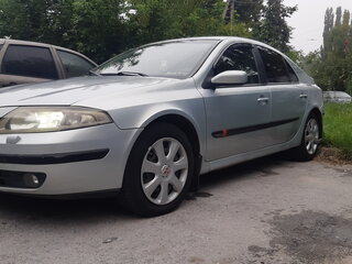 2002 Renault Laguna II, серебристый, 318000 рублей, вид 1