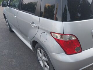 2005 Toyota Ist I Рестайлинг, серый, 540000 рублей, вид 1