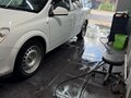 2011 Opel Astra H Рестайлинг, белый, 600000 рублей - вид 1