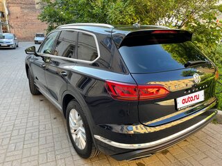 2019 Volkswagen Touareg III, синий, 6300000 рублей, вид 5