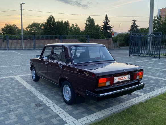 2007 Lada (ВАЗ) 2105, красный, 410000 рублей - вид 4