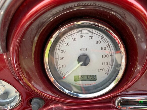2009 Harley-Davidson Street Glide, пурпурный, 750000 рублей - вид 10