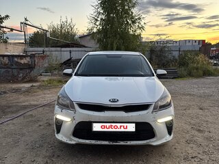 2019 Kia Rio IV, белый, 850000 рублей, вид 2