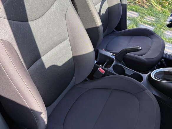 2018 Kia Soul II Рестайлинг, серый, 1500000 рублей - вид 12