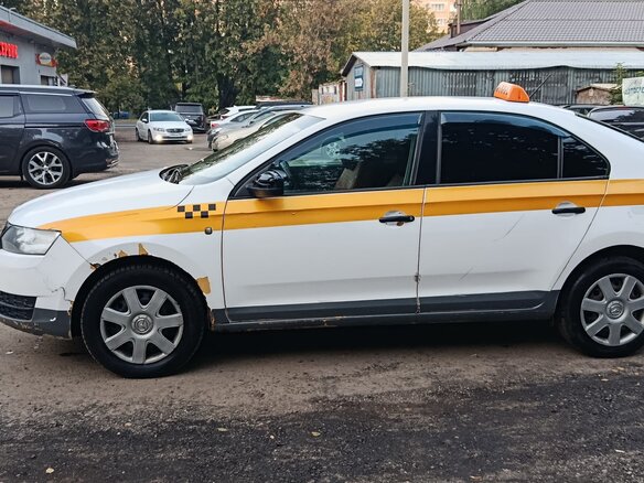 2016 Skoda Rapid I, белый, 460000 рублей - вид 5