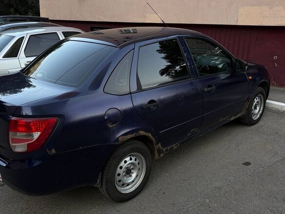 2014 Lada (ВАЗ) Granta I, синий, 239000 рублей - вид 3