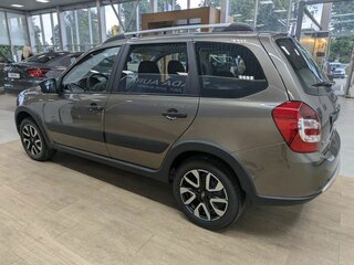 2026 Lada (ВАЗ) Granta Cross I Рестайлинг, коричневый, 1225000 рублей, вид 5