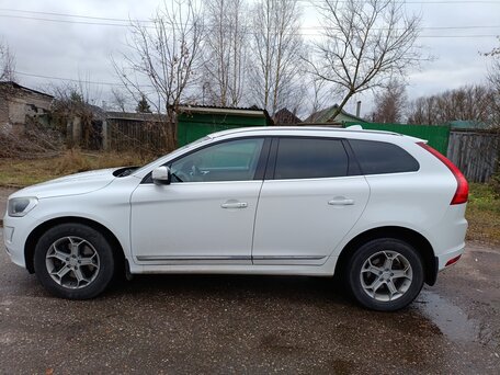 2013 Volvo XC60 I Рестайлинг, белый, 1750000 рублей, вид 2